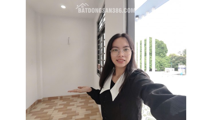 Nhà 3 tầng BTCT ngay Kênh Tân Hoá Tân Phú chỉ 5Đ lớn